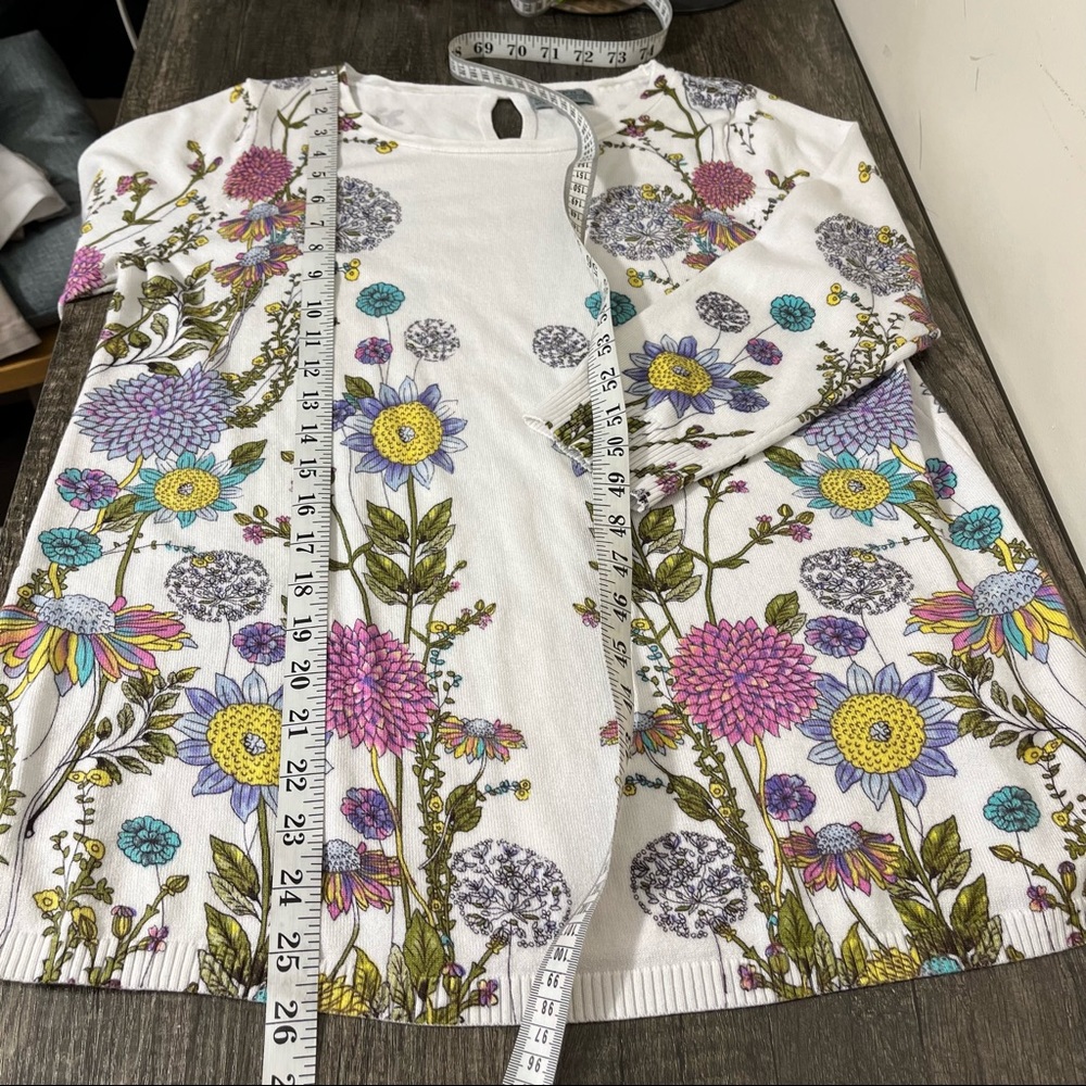 NWOT Joseph A. Floral Long Sleeve Lightweight Sweater, Size L - Picture 10 of 11